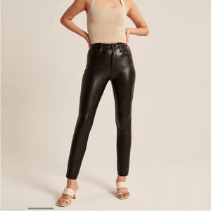Abercrombie & Fitch The Skinny High Rise Faux Leather Pants Size 36/22 LONG NWT